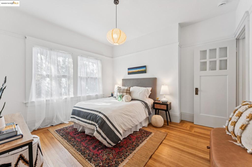 NORTH OAKLAND - Residential