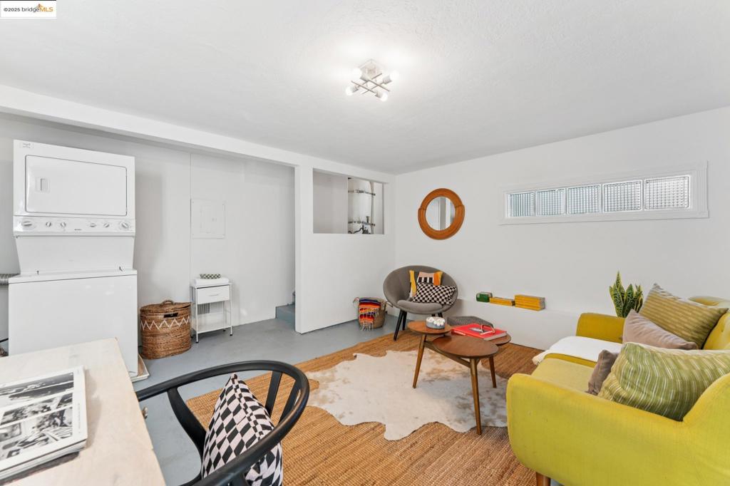 NORTH OAKLAND - Residential
