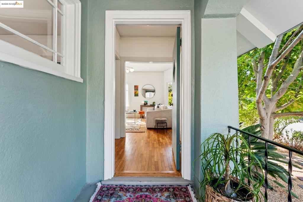 NORTH OAKLAND - Residential