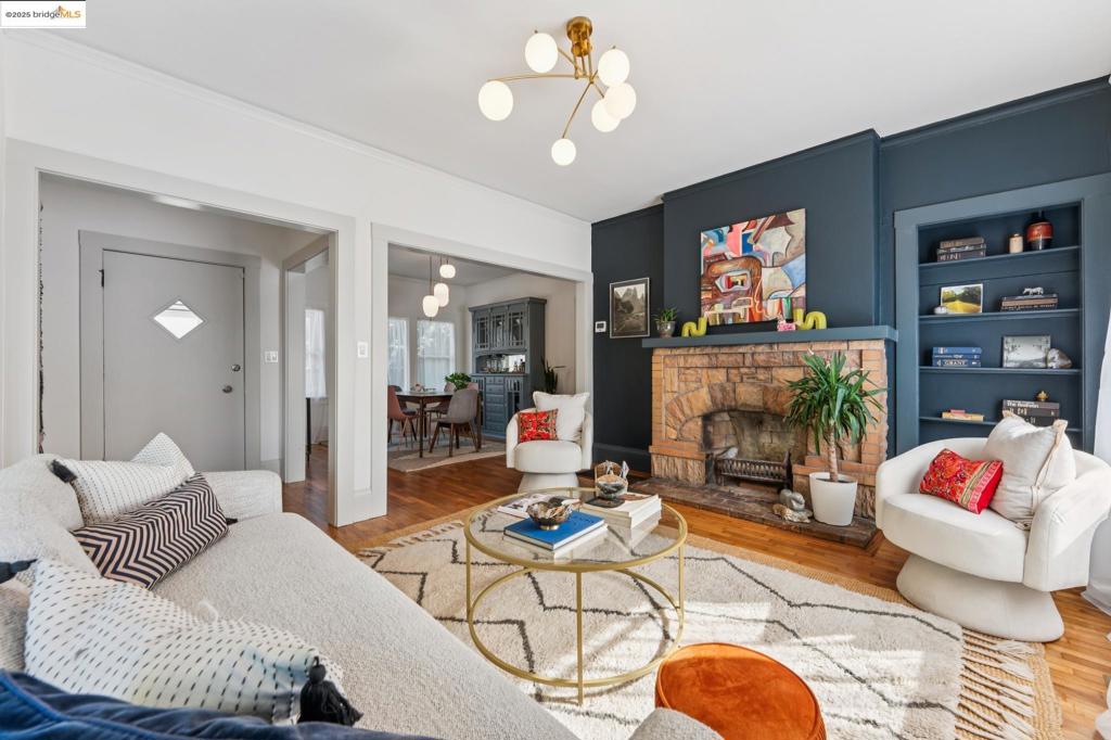 NORTH OAKLAND - Residential