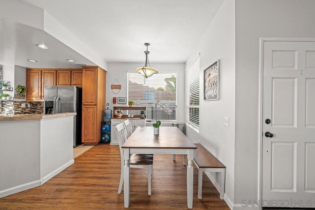 1386 Serena Cir 2