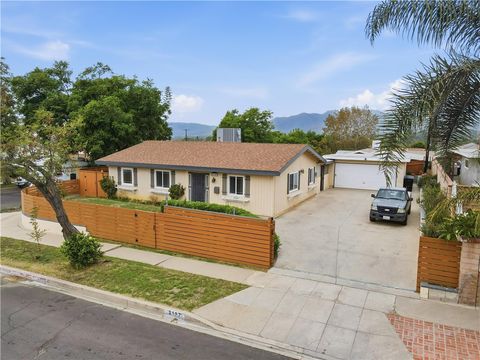 13197 Leach Street Sylmar CA 91342