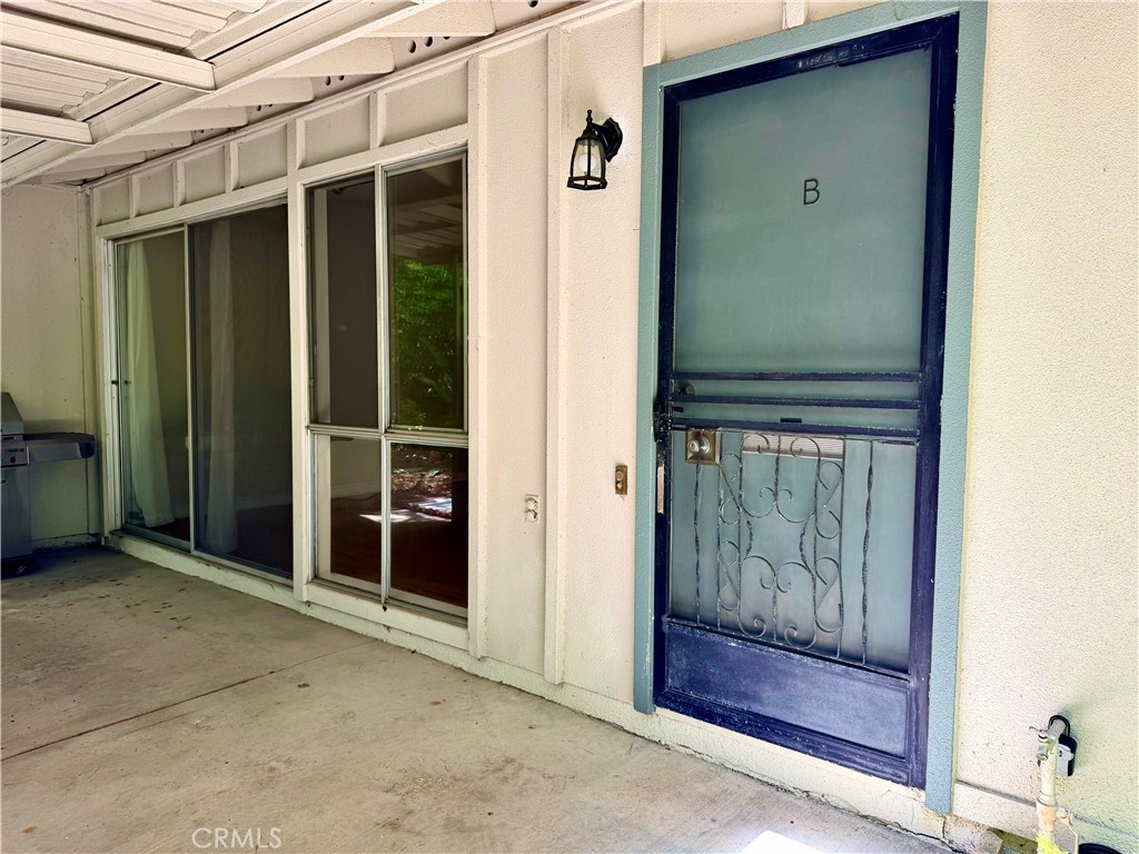 459 Avenida Sevilla B
