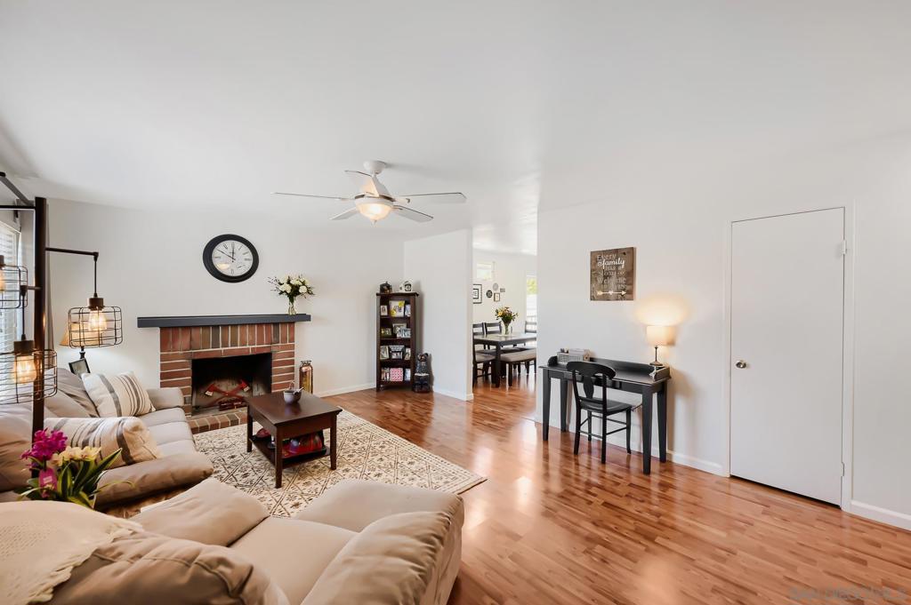 9322 LAKE COUNTRY DRIVE
