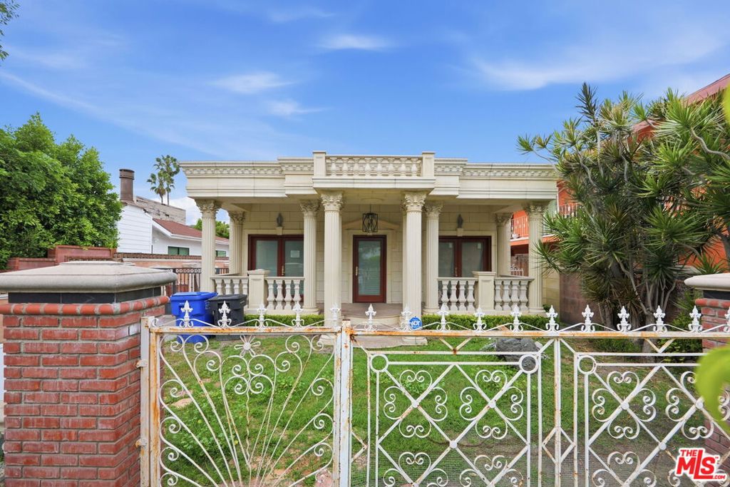 621 Westbourne Drive