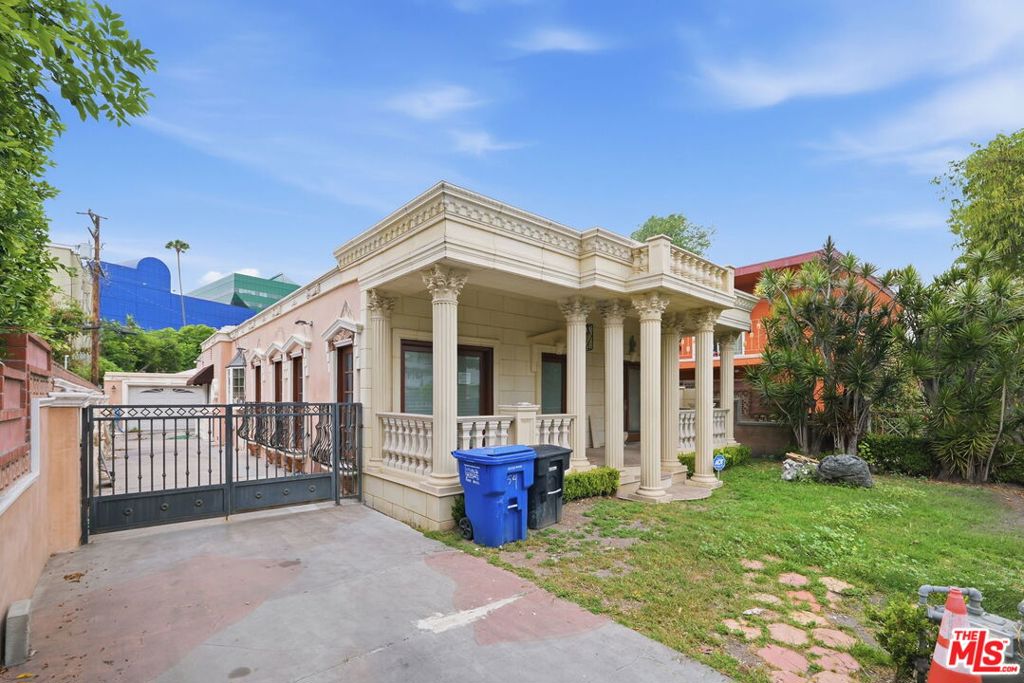 621 Westbourne Drive