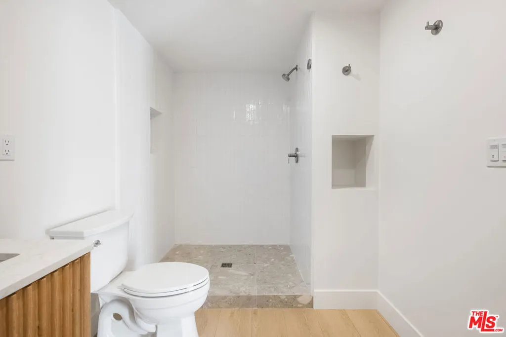 Cypress, California 90630, United States, 3 Bedrooms Bedrooms, ,3 BathroomsBathrooms,Residential,Active,239252