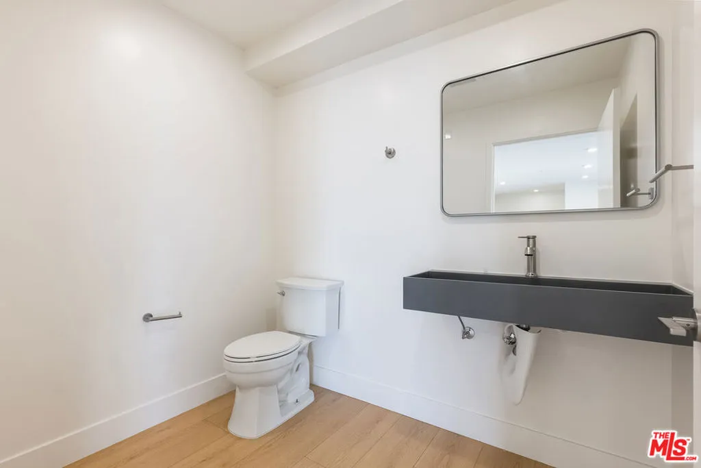 Cypress, California 90630, United States, 3 Bedrooms Bedrooms, ,3 BathroomsBathrooms,Residential,Active,239252