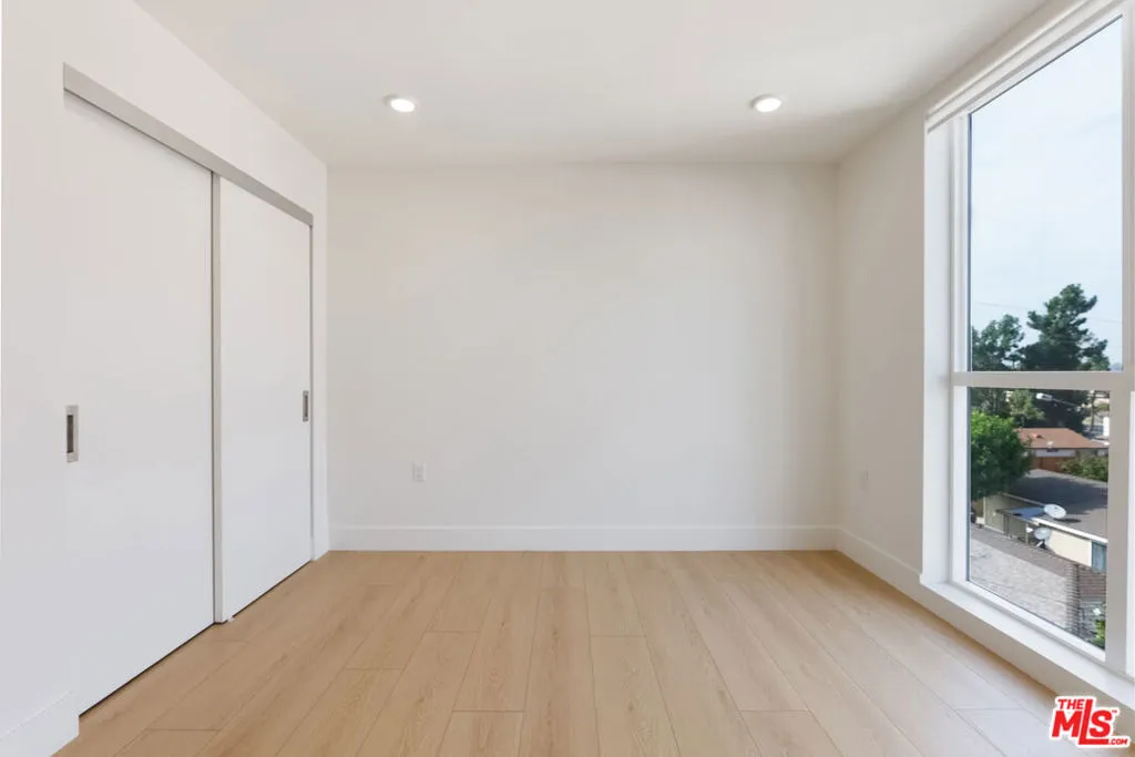 Cypress, California 90630, United States, 3 Bedrooms Bedrooms, ,3 BathroomsBathrooms,Residential,Active,239252