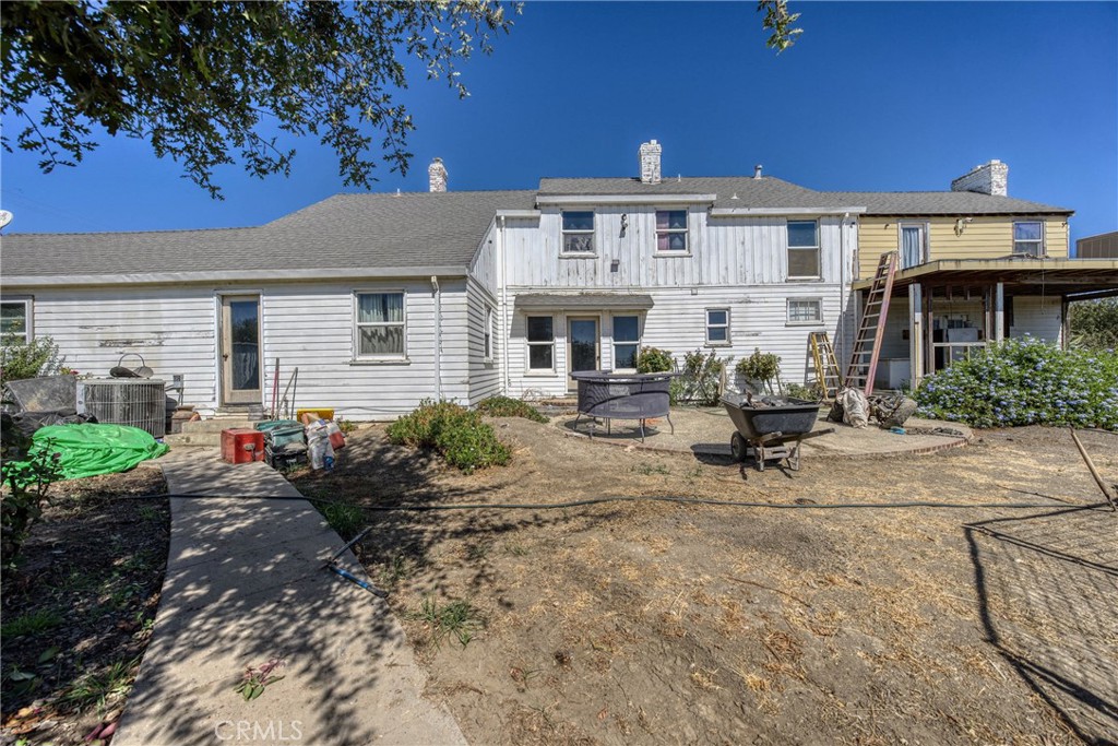 743 College City Road