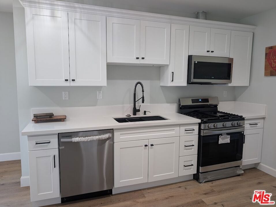 1722 W 120th Street