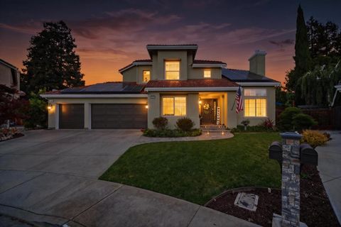 Photo of 796 Bugatti Place, Morgan Hill, CA 95037 (MLS # ML82041831)