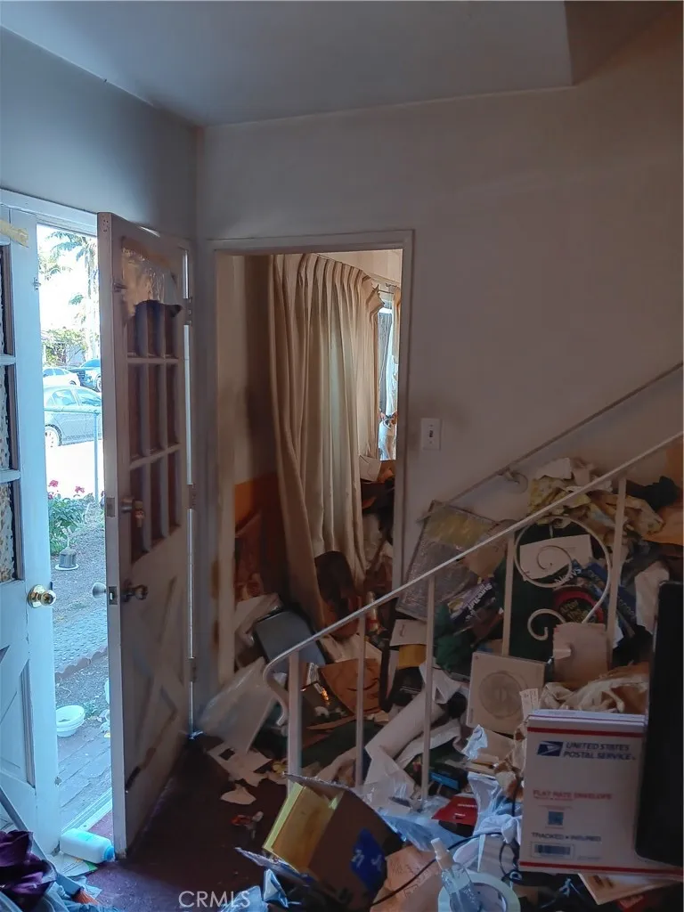 South Gate, California 90280, United States, ,Residential,Active,165608