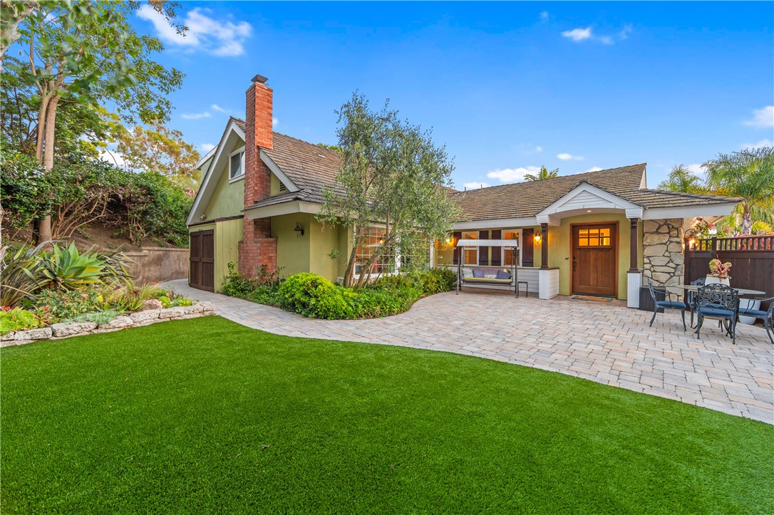 2726 Cardinal Drive
