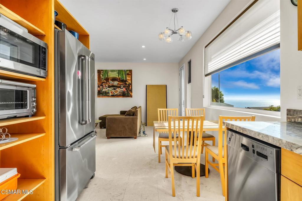 Not Applicable - 1007242 - Residential Lease