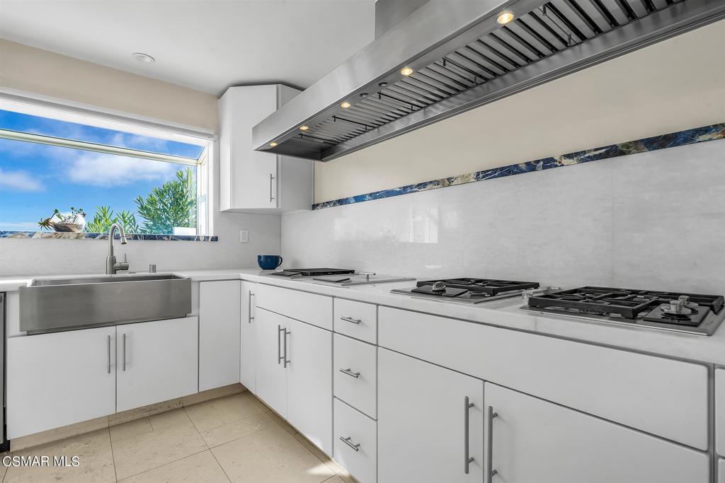 Not Applicable - 1007242 - Residential Lease