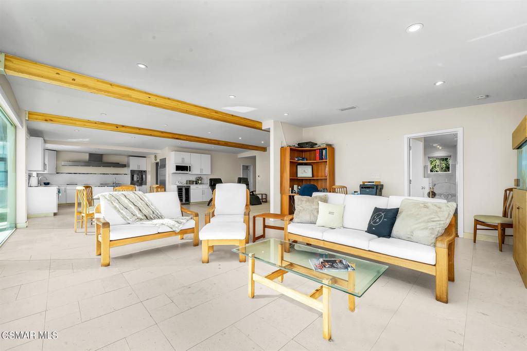 Not Applicable - 1007242 - Residential Lease