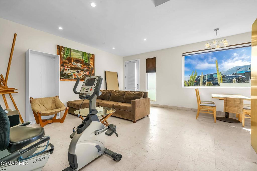 Not Applicable - 1007242 - Residential Lease