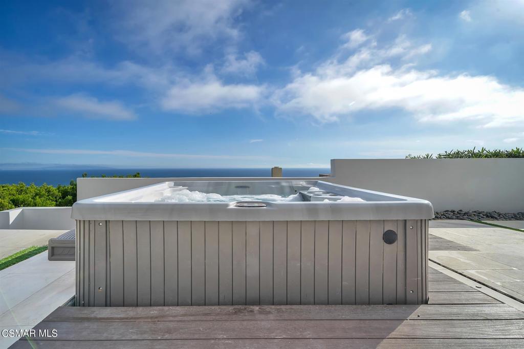 Not Applicable - 1007242 - Residential Lease