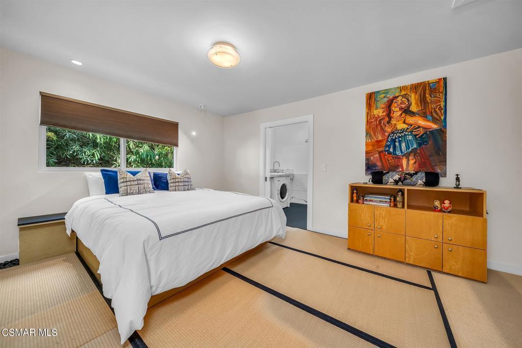 Not Applicable - 1007242 - Residential Lease