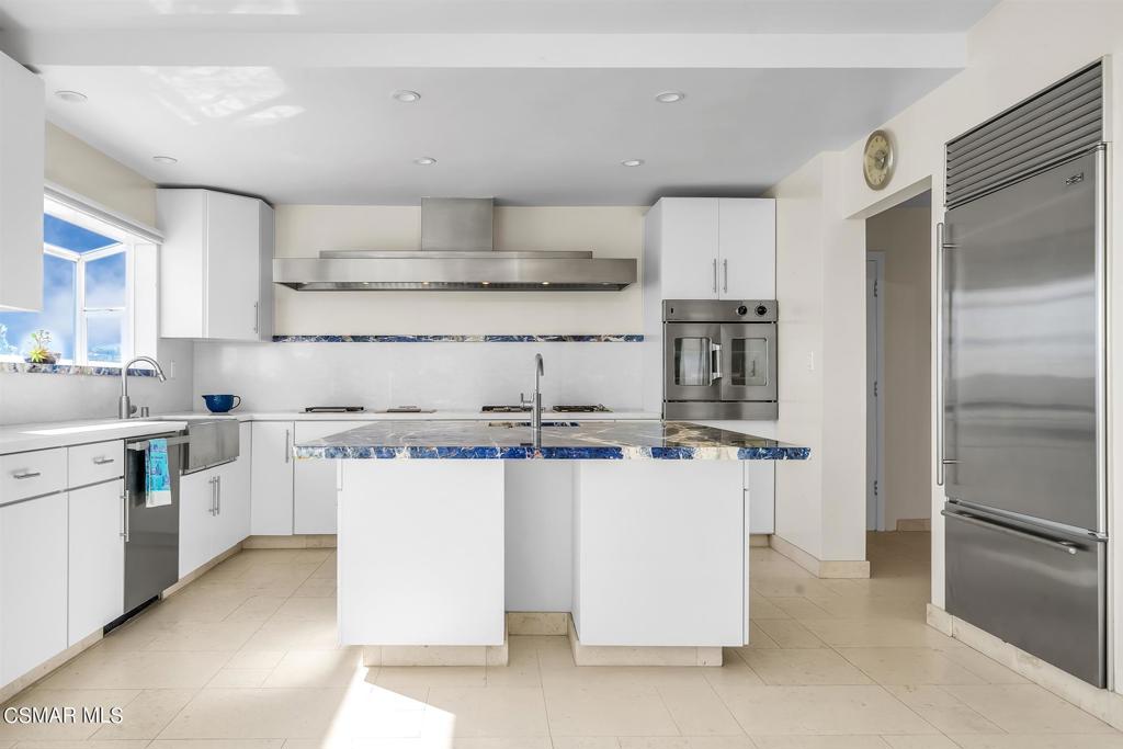 Not Applicable - 1007242 - Residential Lease