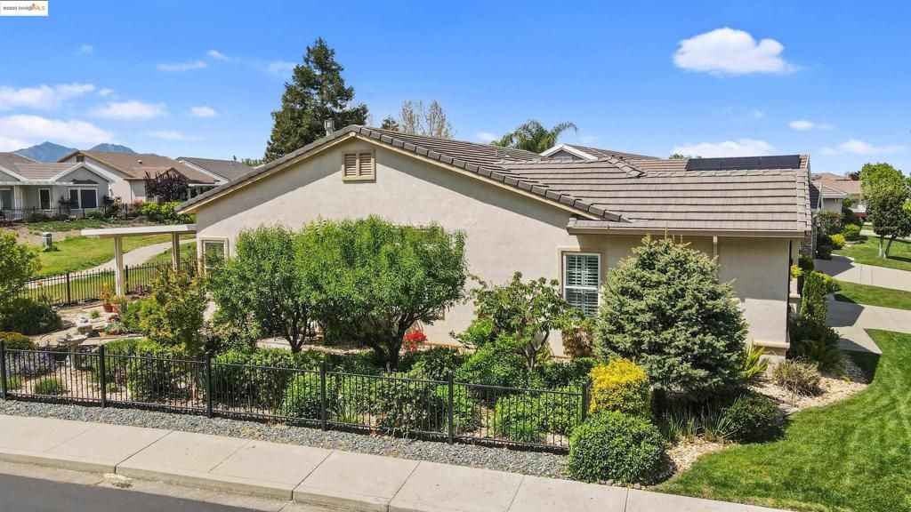 Photo of 746 Richardson Dr Dr, Brentwood, CA 94513 (MLS # 41118416)