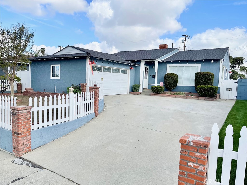 BACK ON THE MARKET! Warm & Welcoming 3-Bedroom Home for Lease in Prime Whittier Location!
Step into comfort and style with this beautifully maintained 3-bedroom, 2-bathroom home nestled in one of Whittier’s most desirable neighborhoods. The spacious living room, complete with a cozy fireplace, sets the tone for relaxed living. Enjoy cooking in a well-equipped kitchen that offers generous cabinet space and ample countertops—perfect for daily meals or entertaining.
An expansive family room features a second fireplace, ideal for movie nights or gatherings. Throughout the home, you'll find stunning flooring and custom blinds that add a touch of elegance. Step outside to your own private retreat: a professionally landscaped backyard with lush artificial turf, a large covered patio, and plenty of room for outdoor entertaining.
Located near top-rated schools, scenic parks, and shopping centers, this home offers both convenience and charm. Don't miss the opportunity to make it your own!