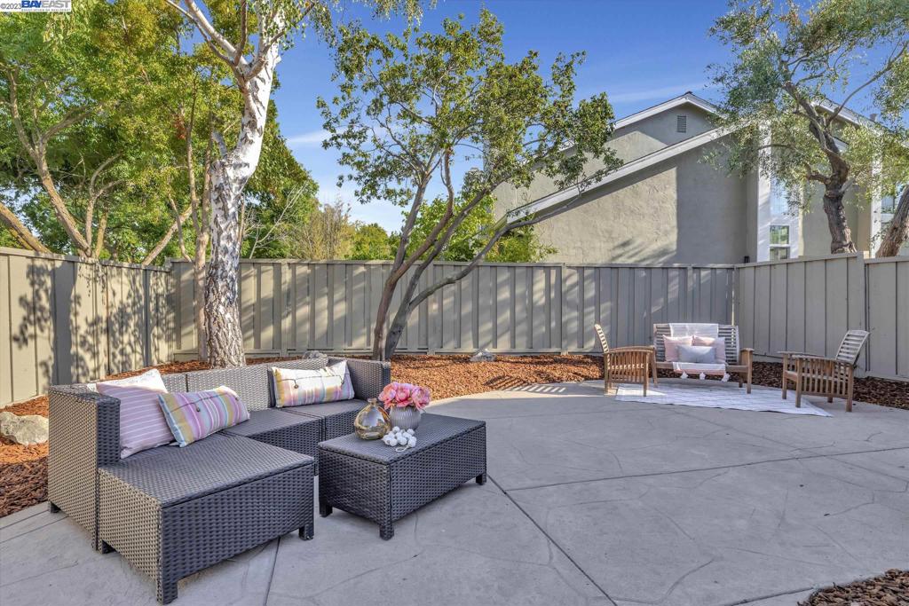 ARDENWOOD VILLAG - Residential