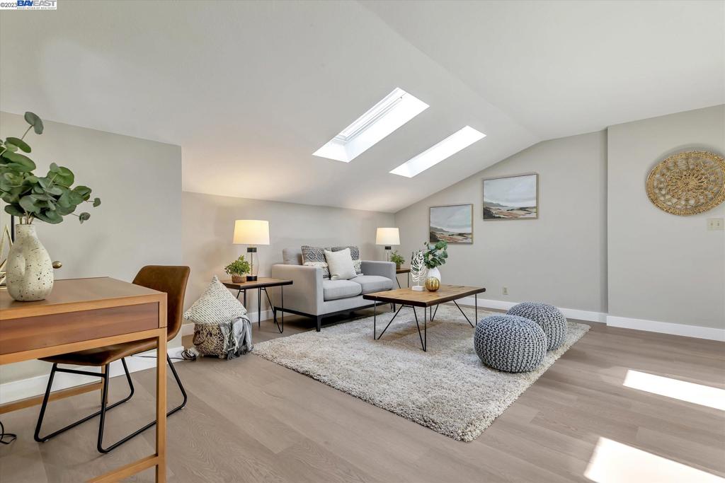 ARDENWOOD VILLAG - Residential