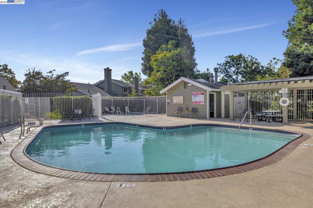 ARDENWOOD VILLAG - Residential