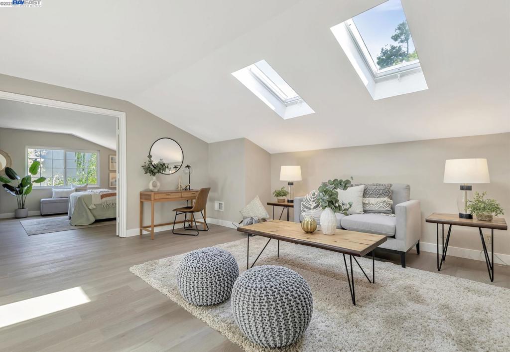 ARDENWOOD VILLAG - Residential