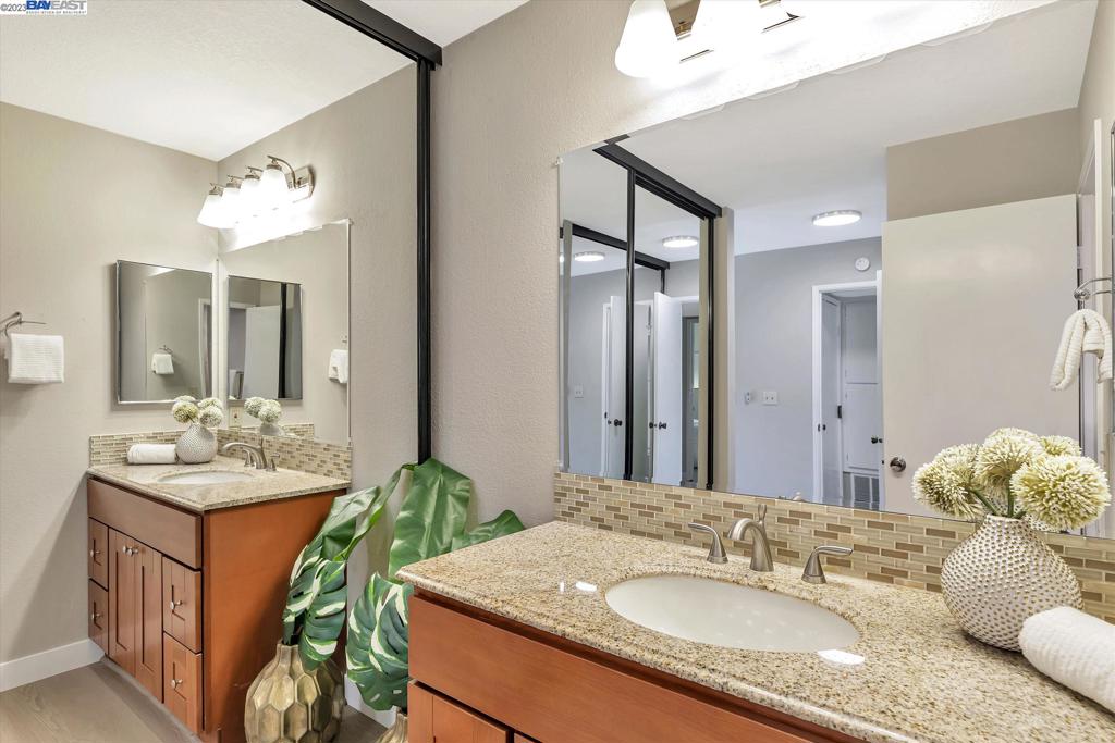 ARDENWOOD VILLAG - Residential