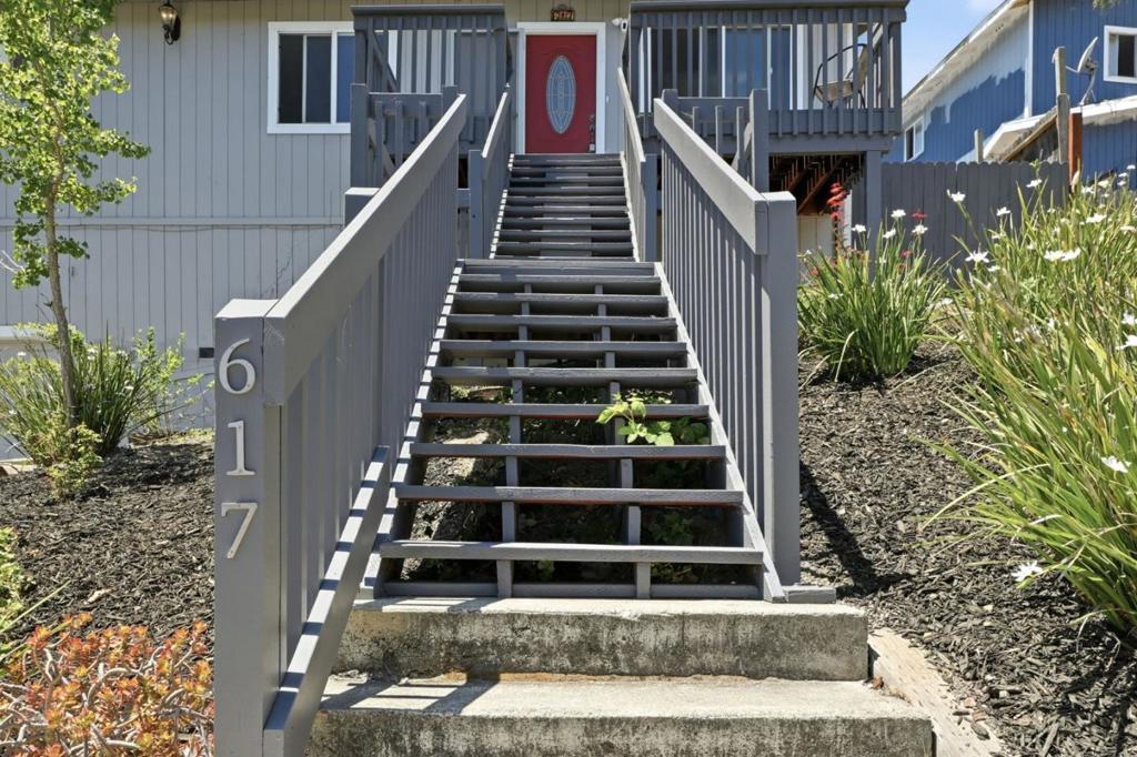 617 Pebble Drive