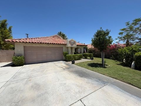 Photo of 31320 Avenida Ximino, Cathedral City, CA 92234 (MLS # GD26161996)