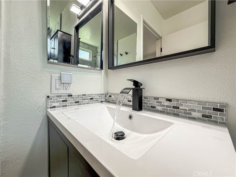 Tiny photo for 5107 Jefferson SQ, Oxnard, CA 93033 (MLS # SR26184937)