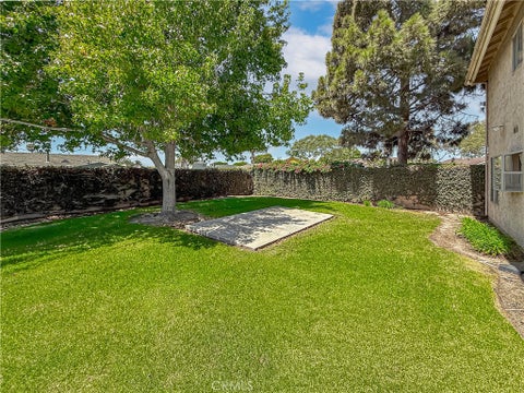 Tiny photo for 5107 Jefferson SQ, Oxnard, CA 93033 (MLS # SR26184937)