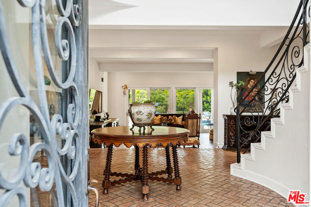 6917 Solano Verde Drive