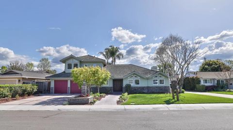Photo of 1870 Patio Drive, San Jose, CA 95125 (MLS # ML82025632) Photo of 1870 Patio Drive, San Jose, CA 95125 (MLS # ML82025632)