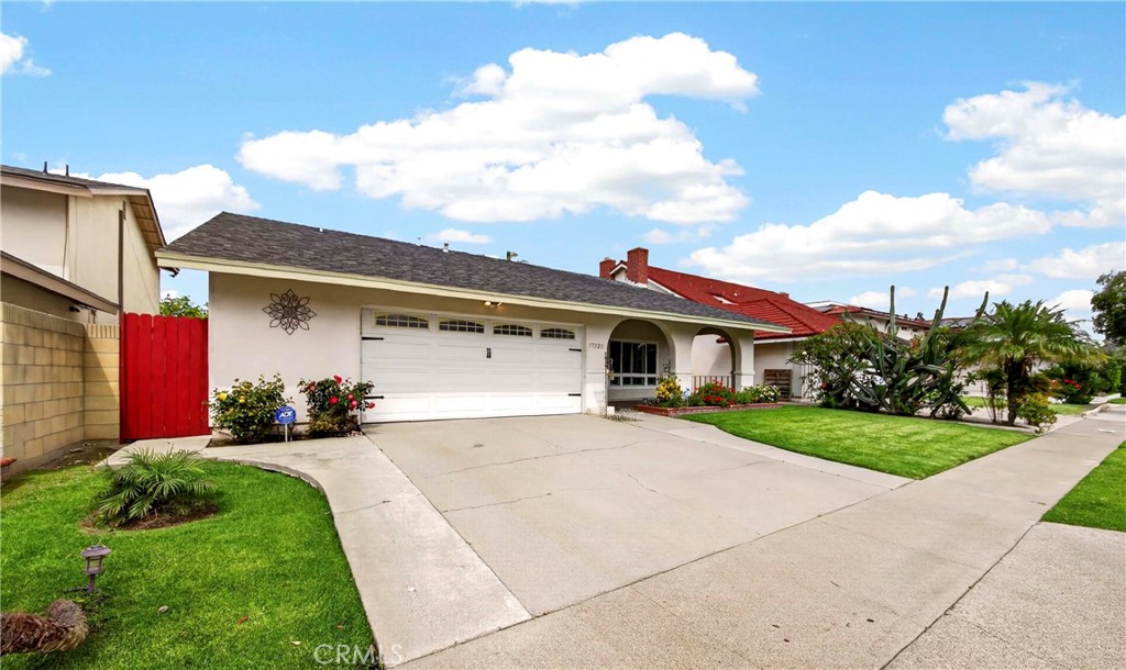 17323 Grayland