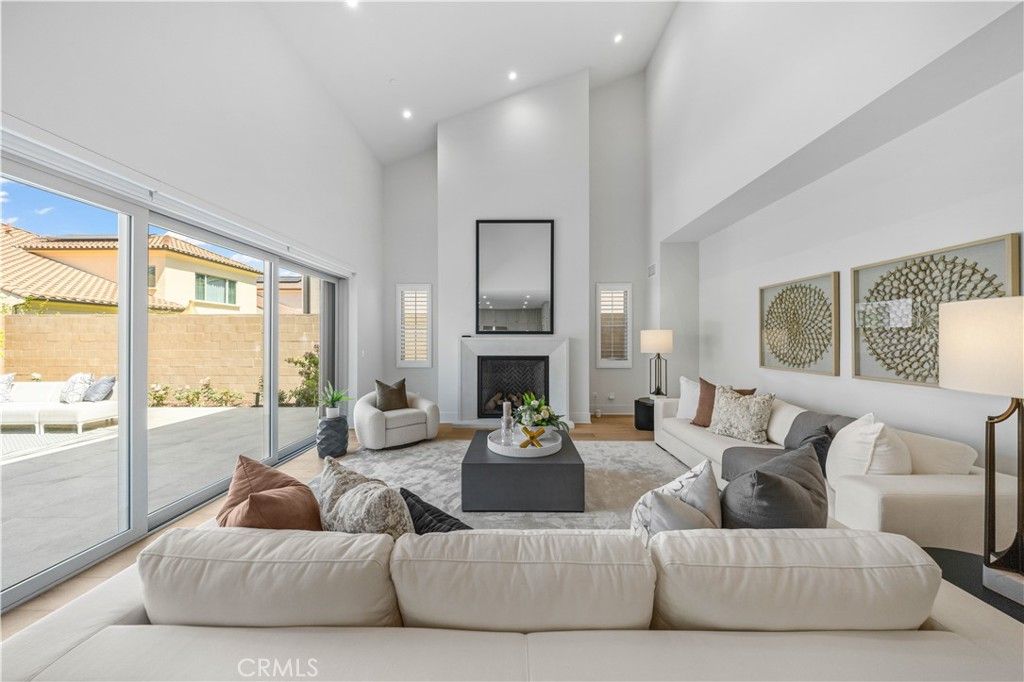 Photo of 237 Pinnacle, Irvine, CA 92602 (MLS # AR26076115)