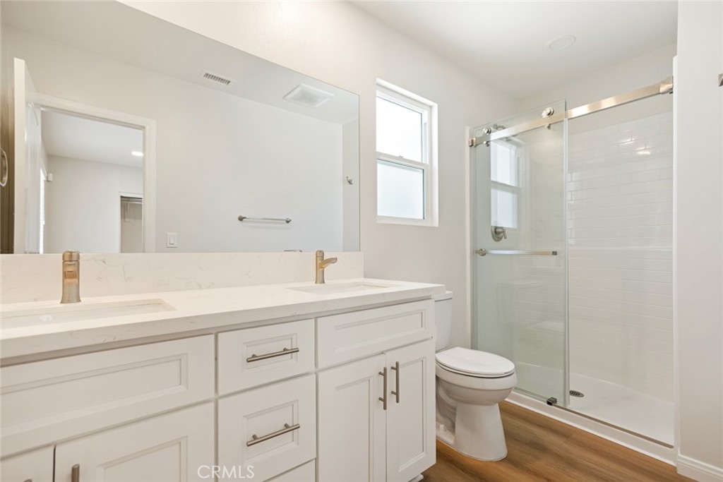 The Acre Tract - Residential Lease