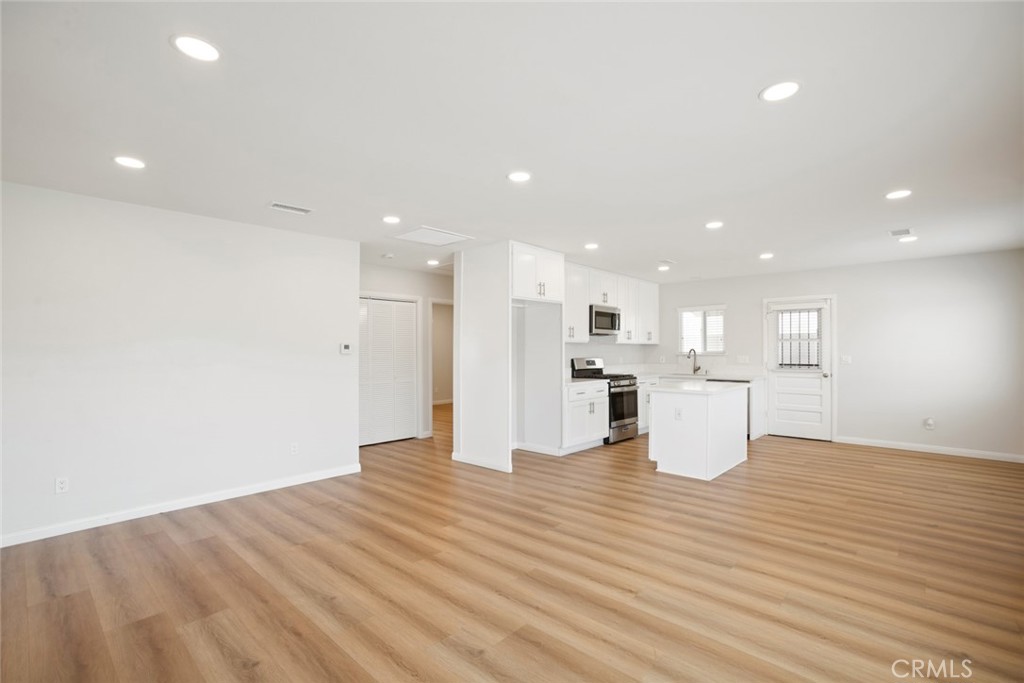 The Acre Tract - Residential Lease