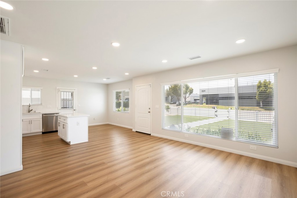 The Acre Tract - Residential Lease