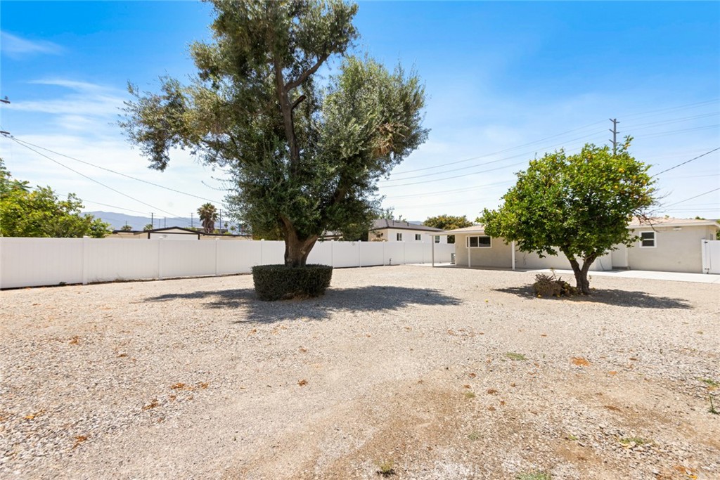 The Acre Tract - Residential Lease