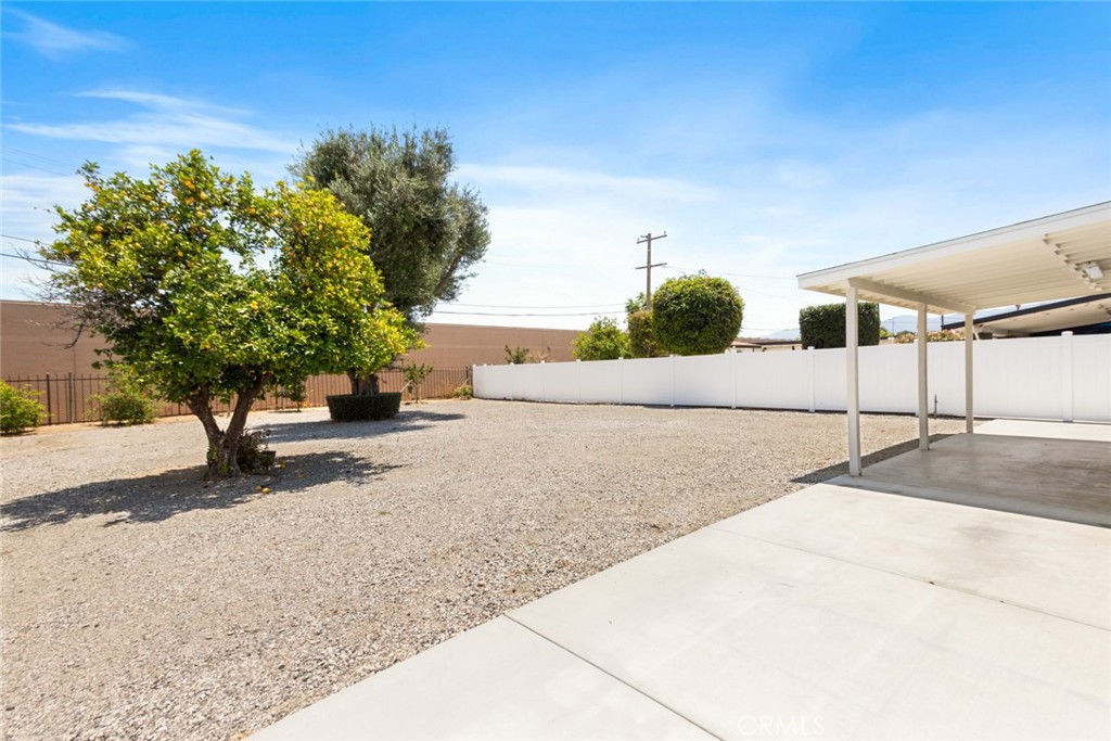 The Acre Tract - Residential Lease