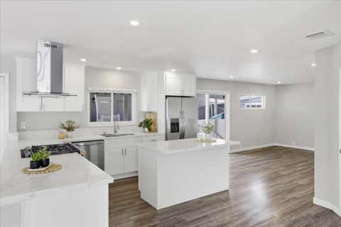 Photo of 7023 San Bartolo Street ST, Carlsbad, CA 92011 (MLS # 260016132SD)