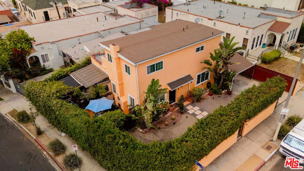 Photo of 2045 Claudina Avenue, Los Angeles, CA 90016 (MLS # 26850381)
