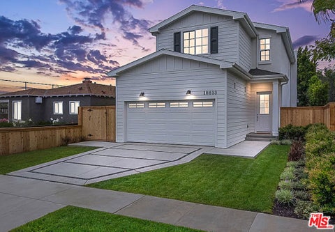 Photo of 10833 Tabor Street, Los Angeles, CA 90034 (MLS # 26104418)