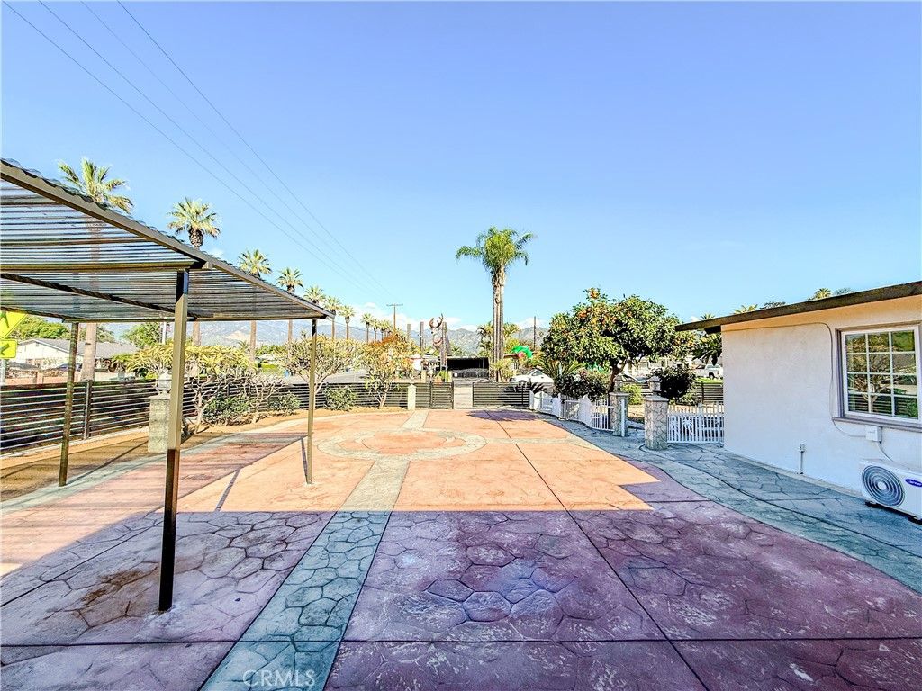 Photo of 18002 E Fondale St, Azusa, CA 91702 (MLS # AR26011071)