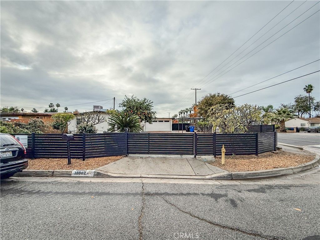 Photo of 18002 E Fondale St, Azusa, CA 91702 (MLS # AR26011071)